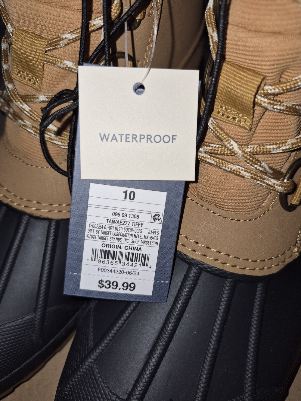 Universal Thread Tan and Black Lace-Up Waterproof Duck Boots - Picture 2 of 6